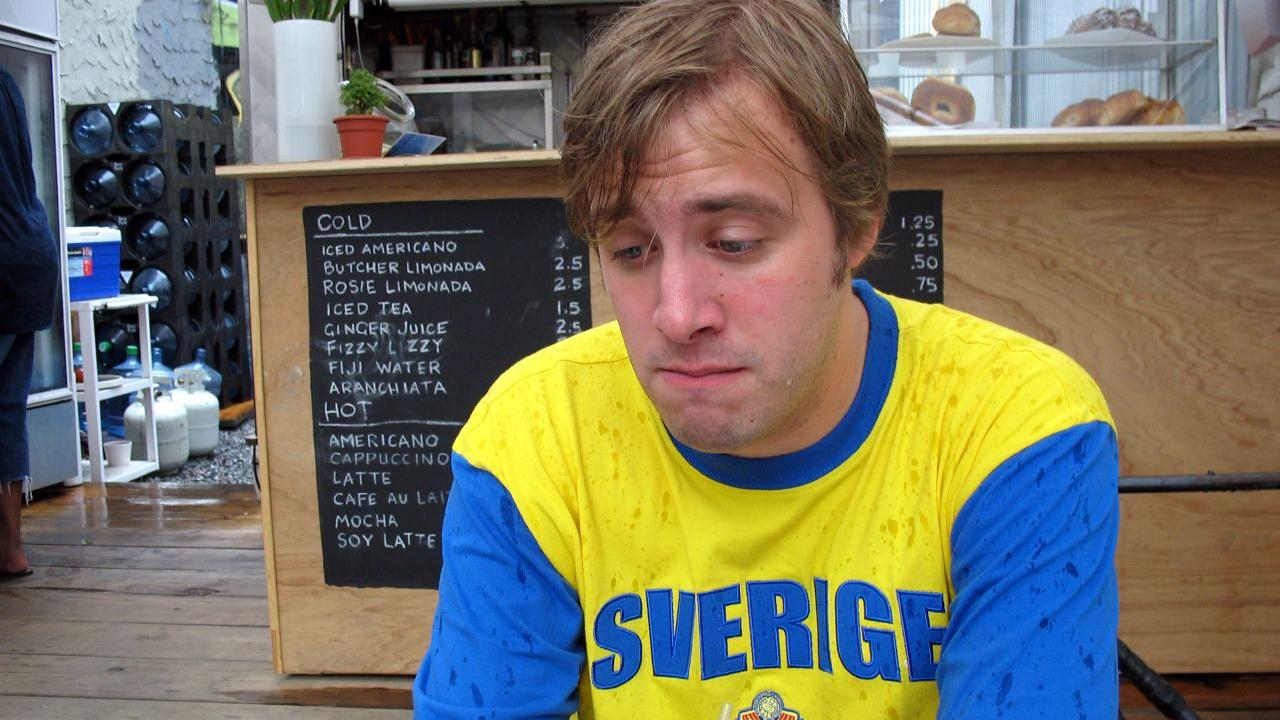 Svenskarna tillhör de mest negativa i synen på landets riktning och ekonomi i EU. Personen på bilden har inget med artikeln att göra.