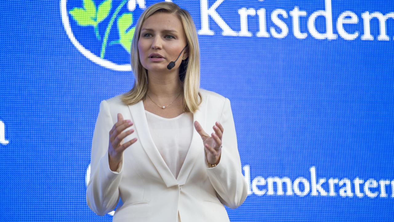 Ebba Busch Thor är på plats i Bryssel på onsdag för mötet som ska fatta beslut om ungerska Fidesz framtid i EPP. Arkivbild.