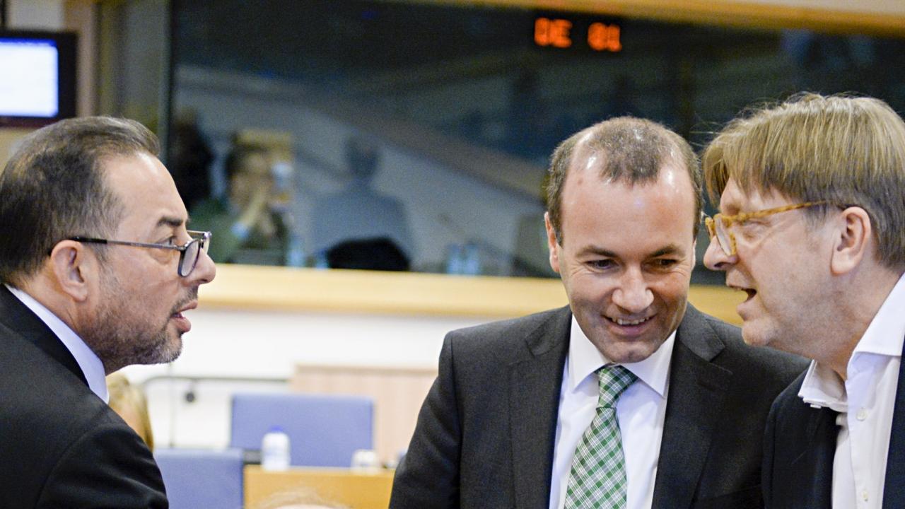 Partigruppsledarna i EU-parlamentet Gianni Pittella (S&D), Manfred Weber (EPP) och Guy Verhofstadt (Alde). Arkivbild.