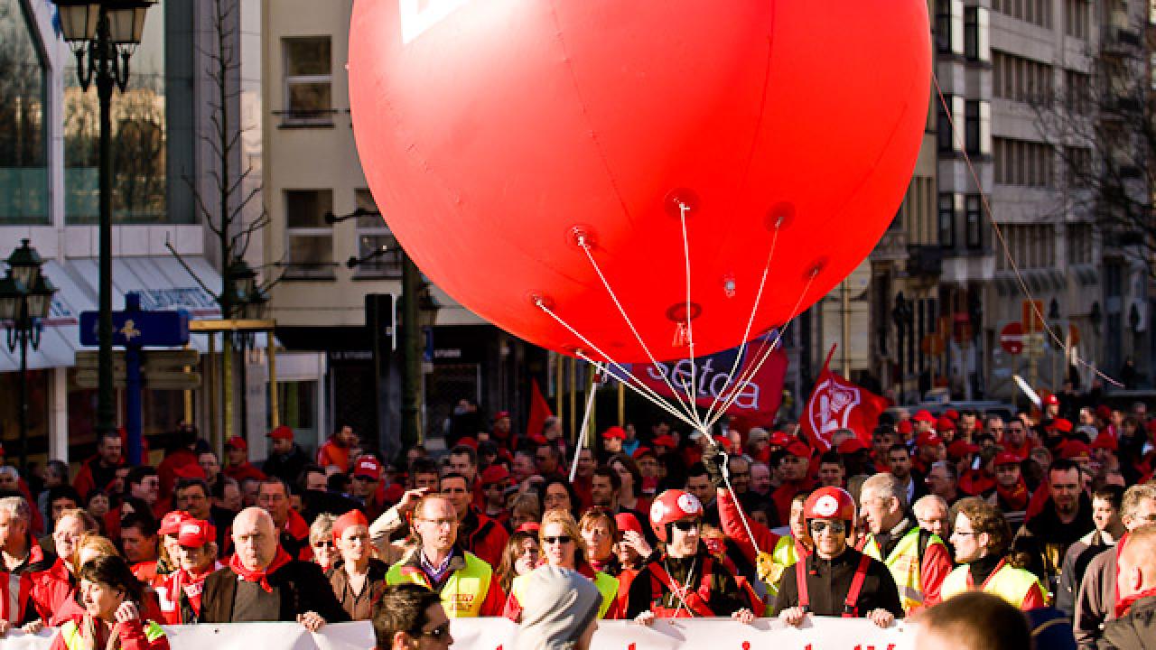 Europafacket har kallat till demonstrationer runt om i Europa mot nedskärningar. Arkivbild.