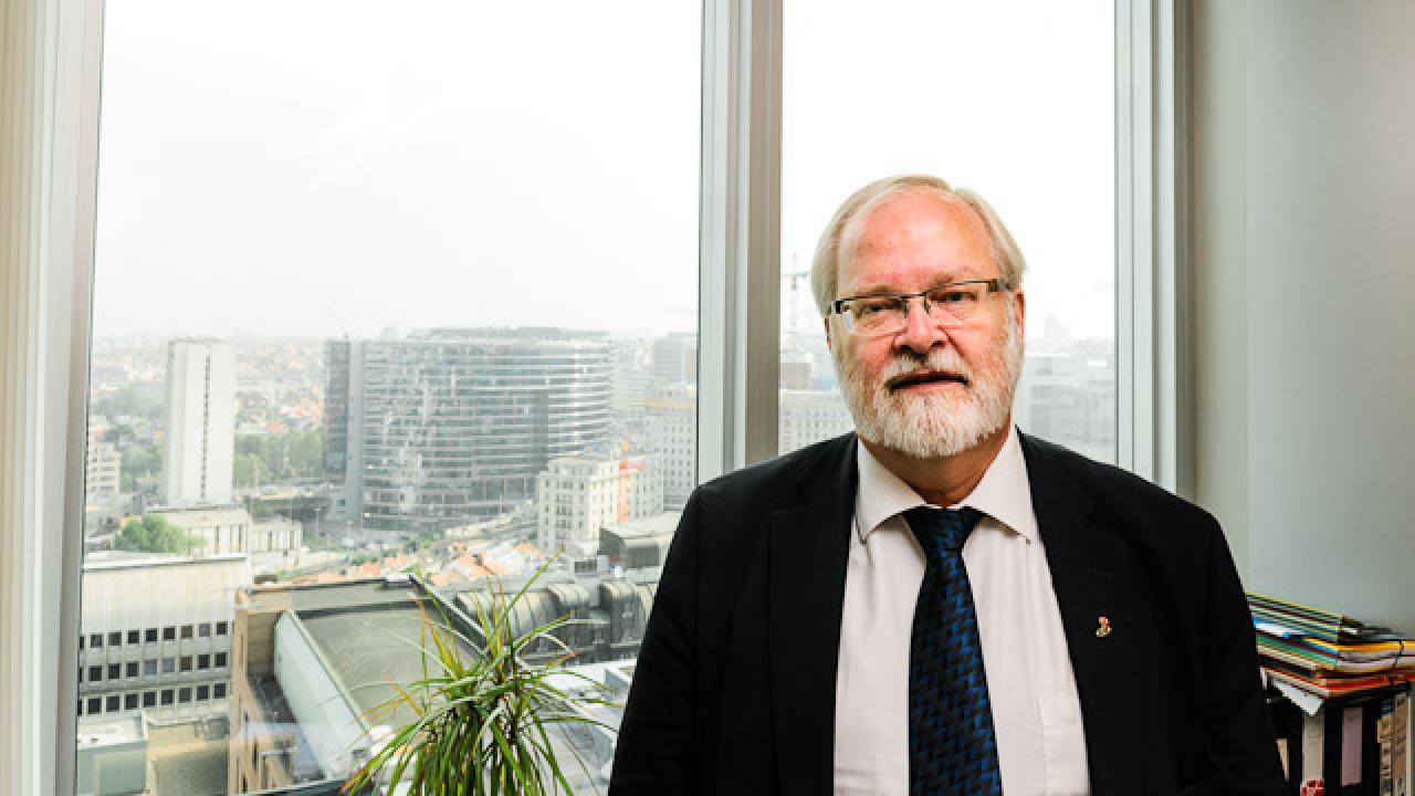 Europaparlamentariker Göran Färm (S) på sitt rum i parlamentet i Bryssel.