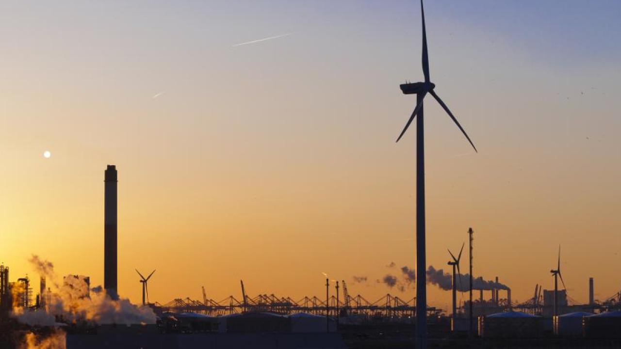 Till 2030 ska utsläppen av växthusgaser minskas med 40 procent jämfört med 1990. Arkivbild.