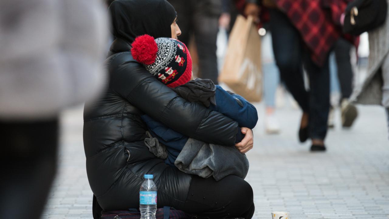 Personerna på bilden har inget med artikeln att göra.