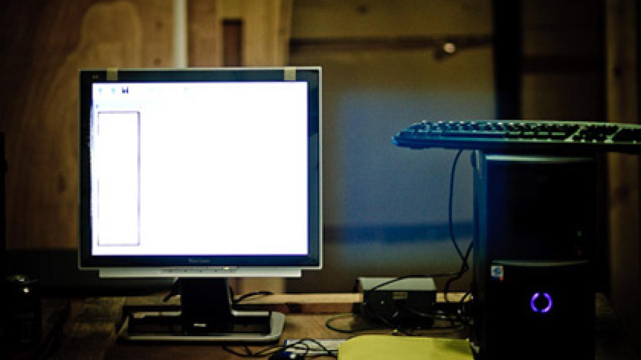 Internetoperatörer ska inte behöva filtrera innehåll, menar EU-parlamentet.