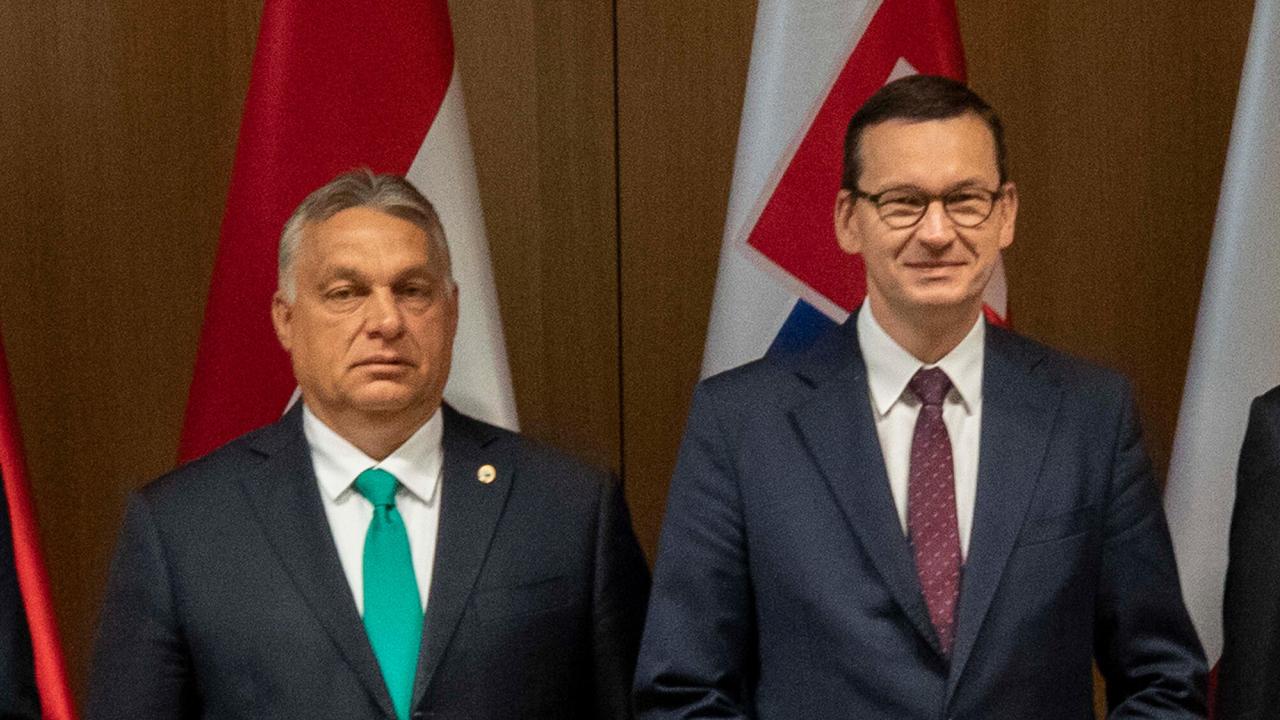 Ungerns och Polens premiärministrar Viktor Orbán och Mateusz Morawiecki. Arkivbild.