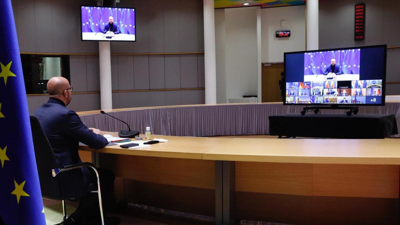 Europeiska rådets ordförande Charles Michel under torsdagkvällens EU-toppmöte på videolänk.