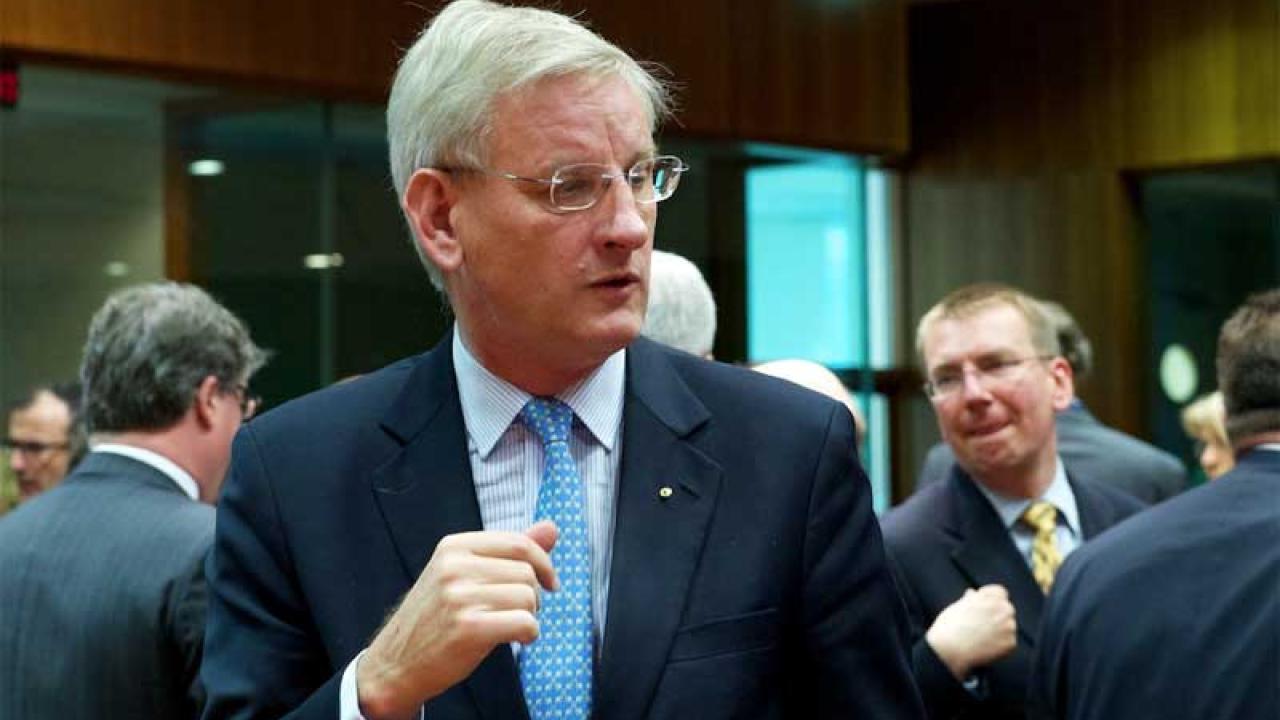 Utrikesministern och moderaten Carl Bildt och statsvetaren och socialdemokraten Ulf Bjereld hamnde på torsdagen i ett häftigt gräl kring hur Sverige hade fått USA:s president att besöka Sverige i september. Arkivbild.