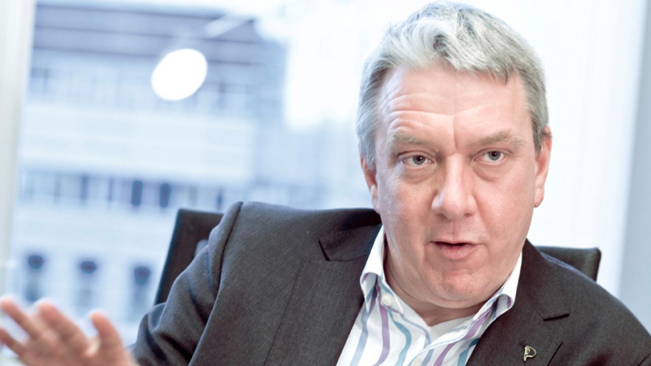 De folkvalda i Europaparlamentet måste vara lyhörda och försvara medborgarna mot särintressen, skriver Christian Engström (PP).