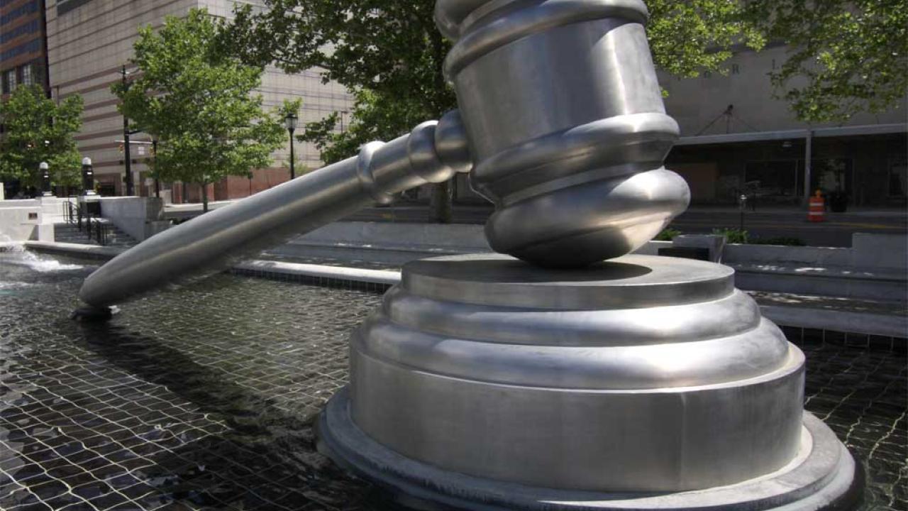 TCO:s Samuel Engblom varnar för omfattande skadeståndsprocesser mot den svenska staten om Sverige förlorar i EU-domstolen i fråga om felaktiga lag om visstidsanställning.