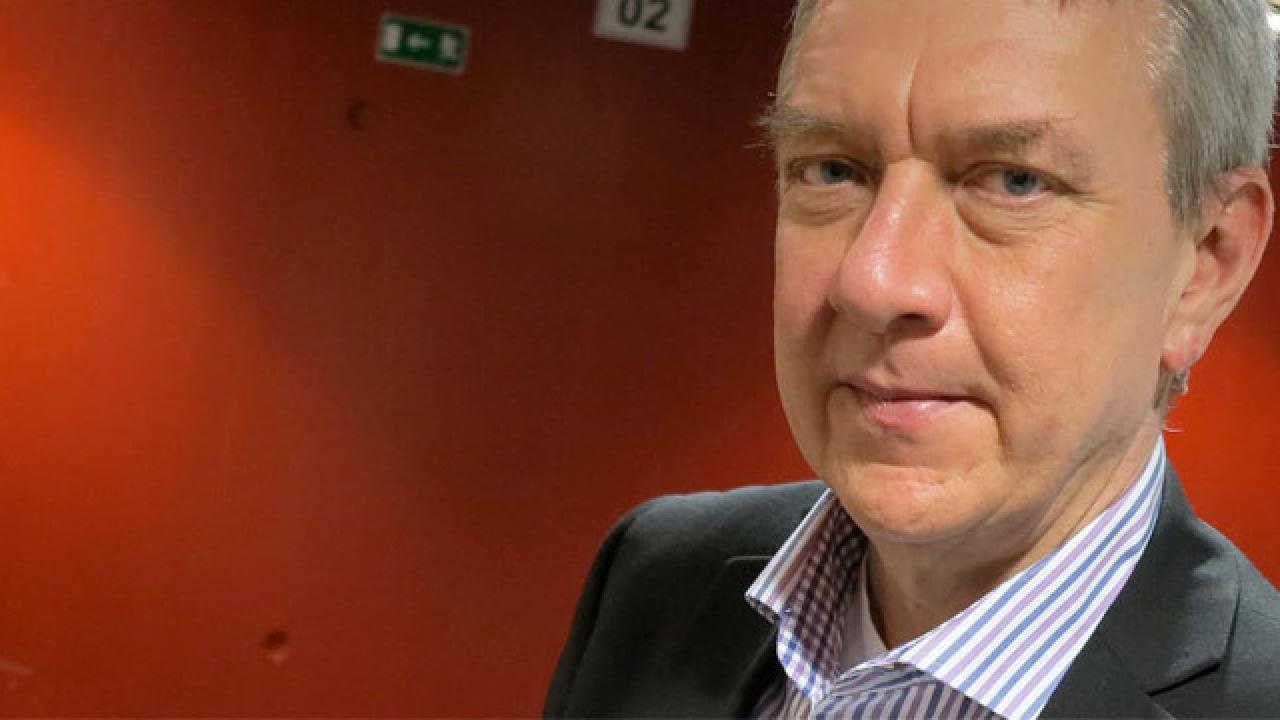 Alla omröstningar i plenum måste avgöras genom roll call votes – det vill säga elektronisk votering med registrering av hur varje enskild ledamot har röstat. Det skriver Christian Engström (PP).