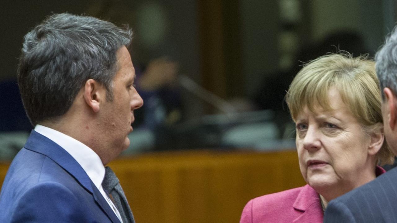 Italiens premiärminister Matteo Renzi i samtal med Tysklands förbundskansler Angela Merkel. Arkivbild.