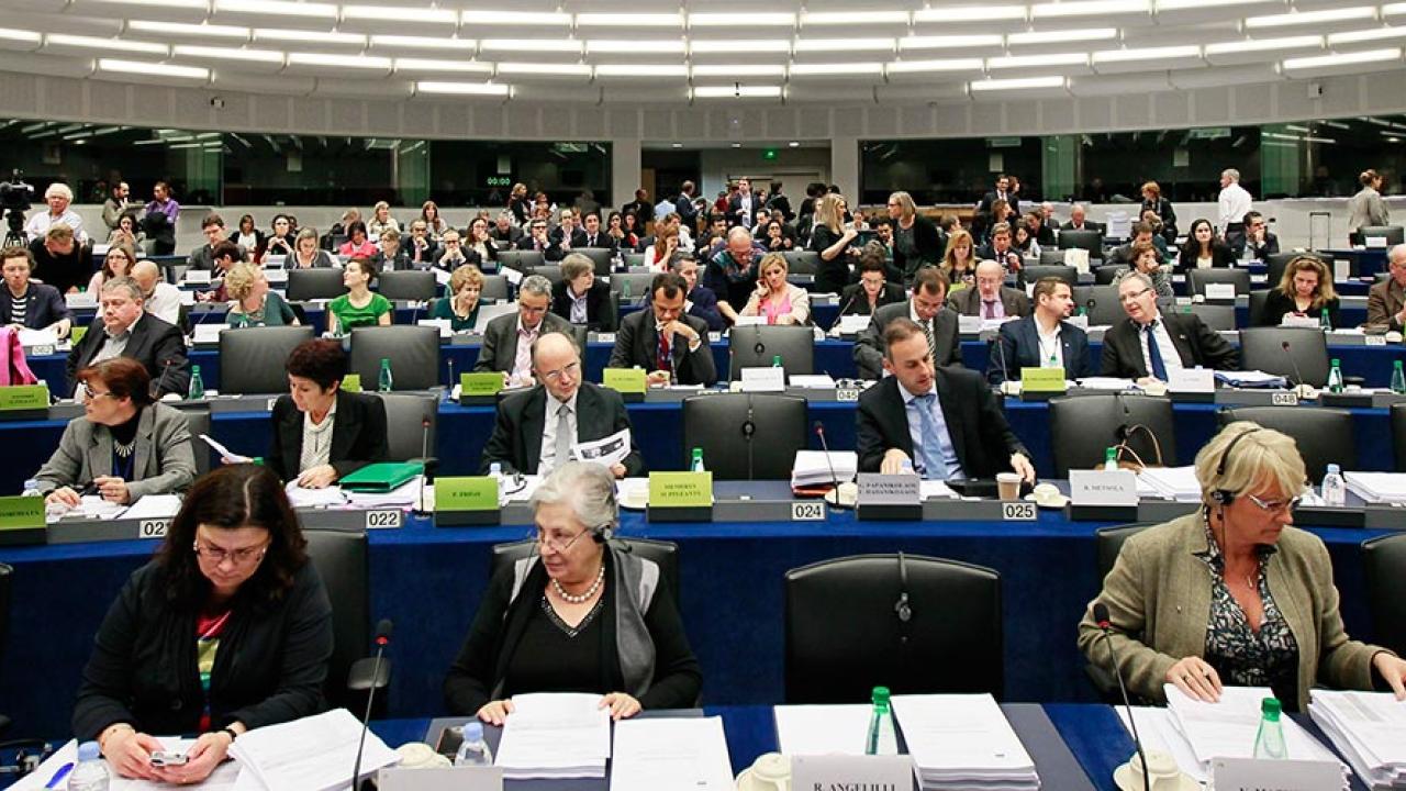 Europaportalen har undersökt de svenska parlamentarikernas aktivitet i utskotten under den nuvarande mandatperioden. 