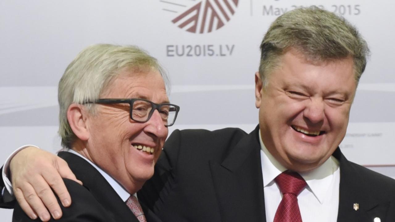 EU-kommissionens ordförande Jean-Claude Juncker och Ukrainas president Petro Porosjenko. Arkivbild.