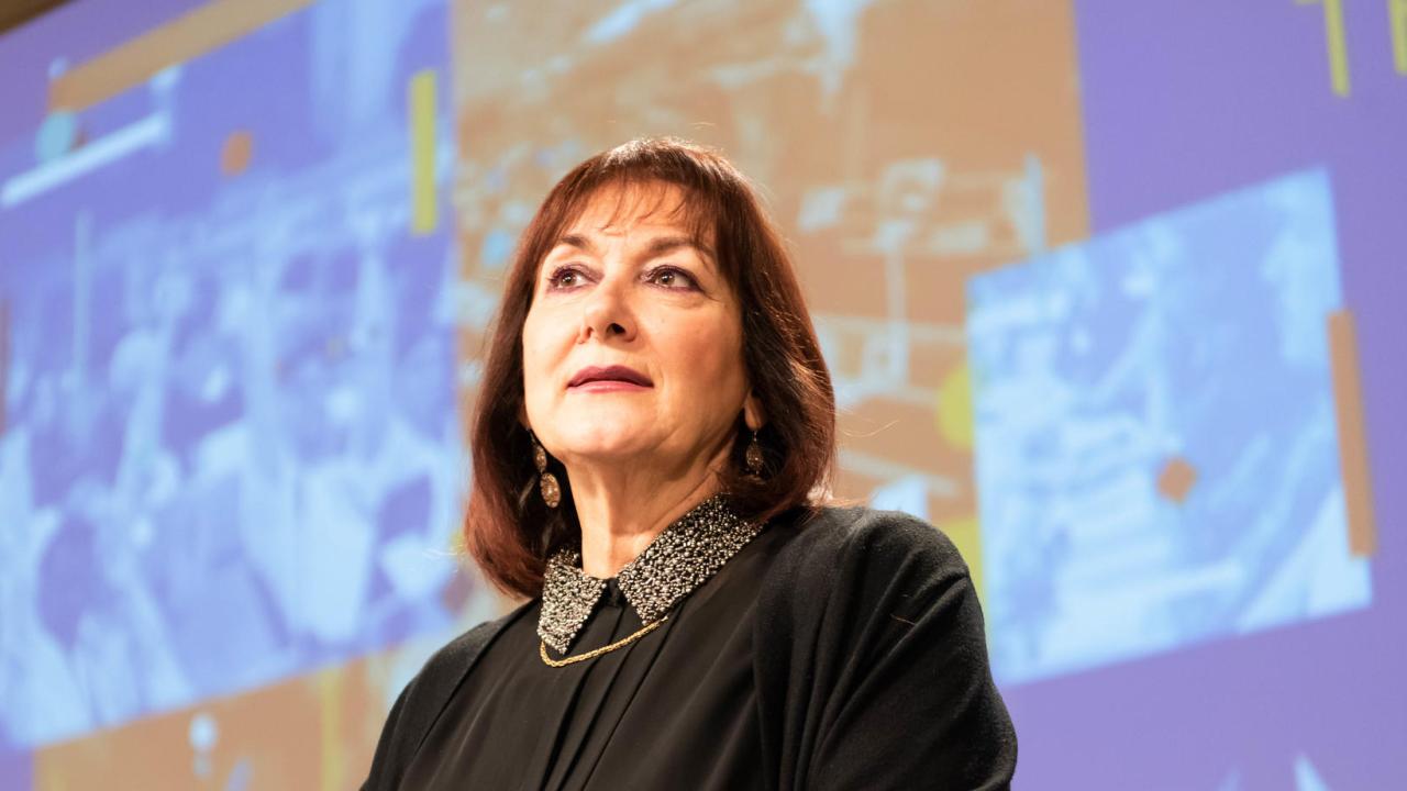 EU-kommissionär Dubravka Šuica, kristdemokratisk kroat, ansvarar för demokrati- och demografifrågor. 