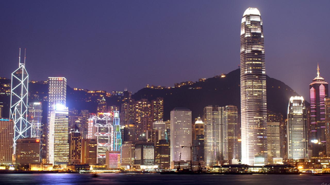 Hongkong: Kommer finanshandeln flytta hit med en finansskatt i EU? Det tror inte EU-kommissionen.