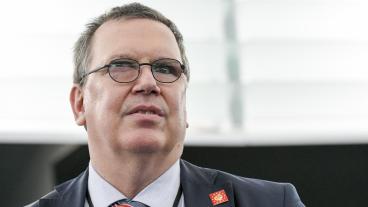 Europaparlamentariker Erik Bergkvist (S) vädjar: vi möta coronakrisen gemensamt, solidariskt, och säkerställa sammanhållningen inom unionen.