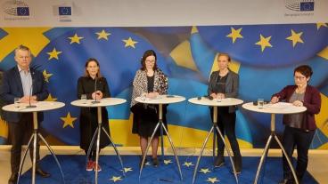  Sacos ordförande Göran Arrius, SULF:s ordförande Sanna Wolk, utbildningsminister Anna Ekström, Anna Wetter Ryde, forskare på Sieps samt Jenny Rydstedt, internationell sekreterare på Saco.