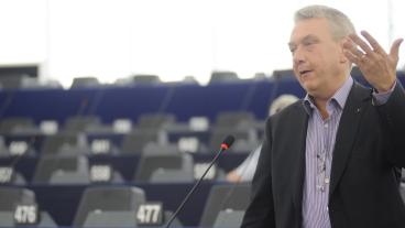 Piratpartisten Christian Engström menar att Folkpartiet en del av problemet. Arkivbild.