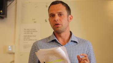 Den svenske riksdagsledamoten Jens Holm (V). Arkivbild.