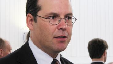 Arkivbild. Vid finansministrarnas möte i Luxemburg idag var Anders Borg tveksam till utbetalningen av lånen till Grekland.