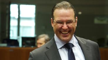 Finansminister Anders Borg (M) kan glädjas åt en bra affär med Sveriges lån till Island.