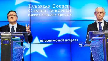 Kommissionsordförande José Manuel Barroso och Europeiska rådets ordförande Herman Van Rompuy under torsdagens presskonferens.