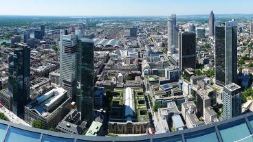 Finanskvarteren i tyska Frankfurt där såväl många storbanker som Europeiska centralbanken har kontor. Arkivbild.