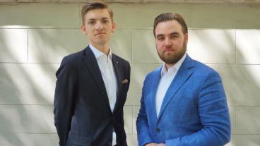 Hugo Selling, ordförande Fria Moderata Studentförbundet och Gustaf Reinfeldt, Internationell sekreterare Fria Moderata Studentförbundet.