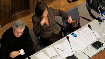 EU-nämndens ordförande Carl B Hamilton (FP) och vice ordförande Marie Granlund (S) på fredagens möte i riksdagen. 