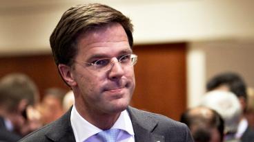 Den nederländske premiärministern Mark Rutte är allt mer pressad.