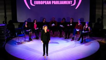 Folkpartisten Cecilia Wikström var en av nio Europaparlamentariker som höll vaginamonologer.